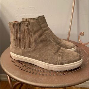 Steve Madden Shoes - Steve Madden High Top Steve Madden Shoes - Steve Madden High Top